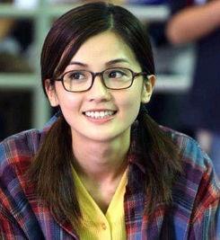 带长形眼镜明星,揭秘戴长形眼镜的明星风采