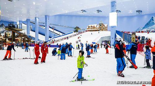 云南男网红卖腊肉是谁,揭秘腊肉制作背后的故事