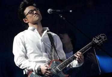 汪峰 头条 暴走大事件,暴走大事件背后的音乐传奇