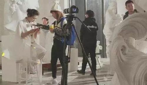 明星摆谱,揭秘娱乐圈中的奢华排场与个性展示