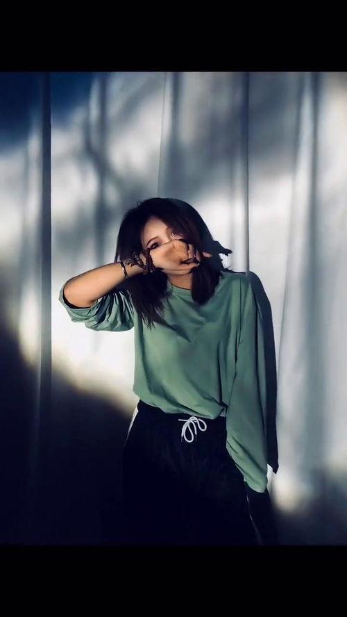 网红水瓶照,捕捉时尚瞬间的独特视角